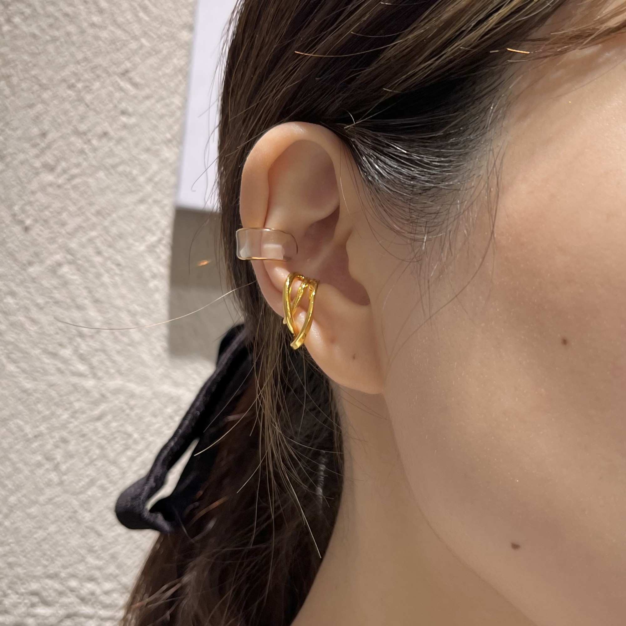 【🌼スタッフおすすめ🤍イヤーカフの重ね付け🌼】　