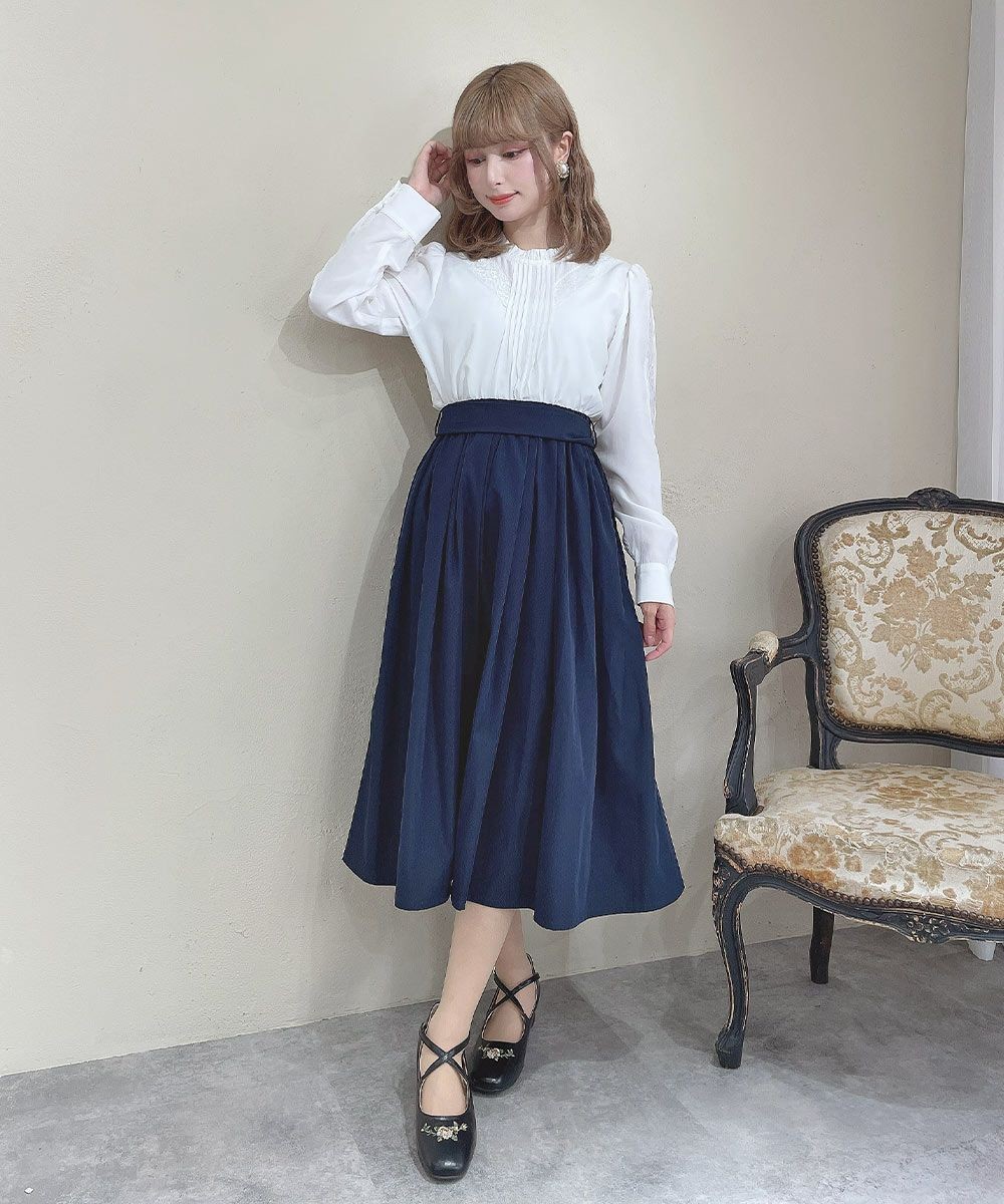 撥水機能を施した、実用性の高いスカート🌷