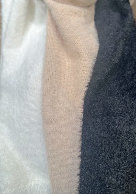 〘ふんわりフェミニンスタイル♡〙もっちり柔らかフェザーニット