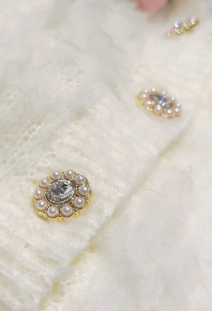 オーバーサイズであざとカワイイカーディガン