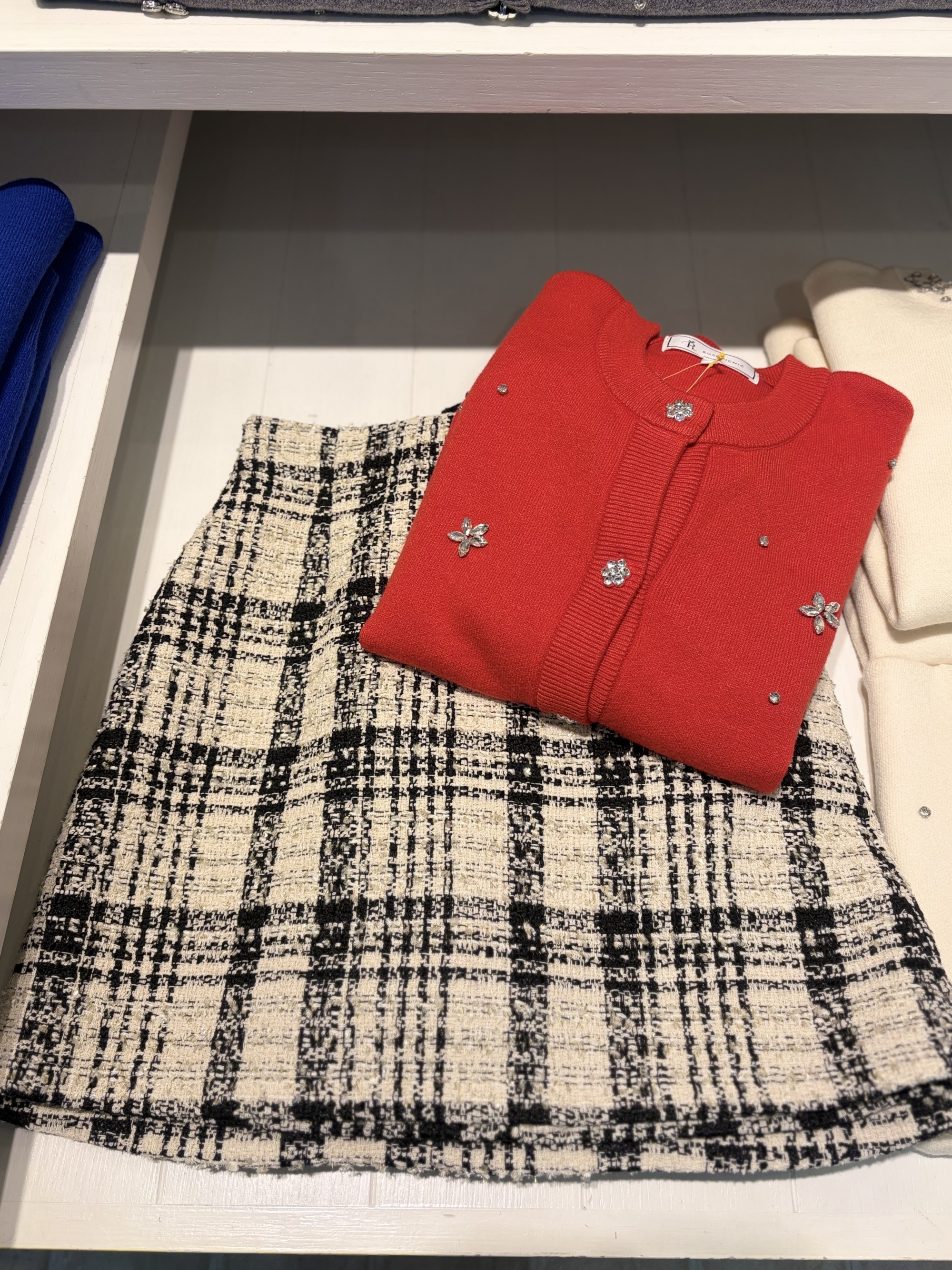 【綺麗に見える丈にこだわった】ツイードミニスカート