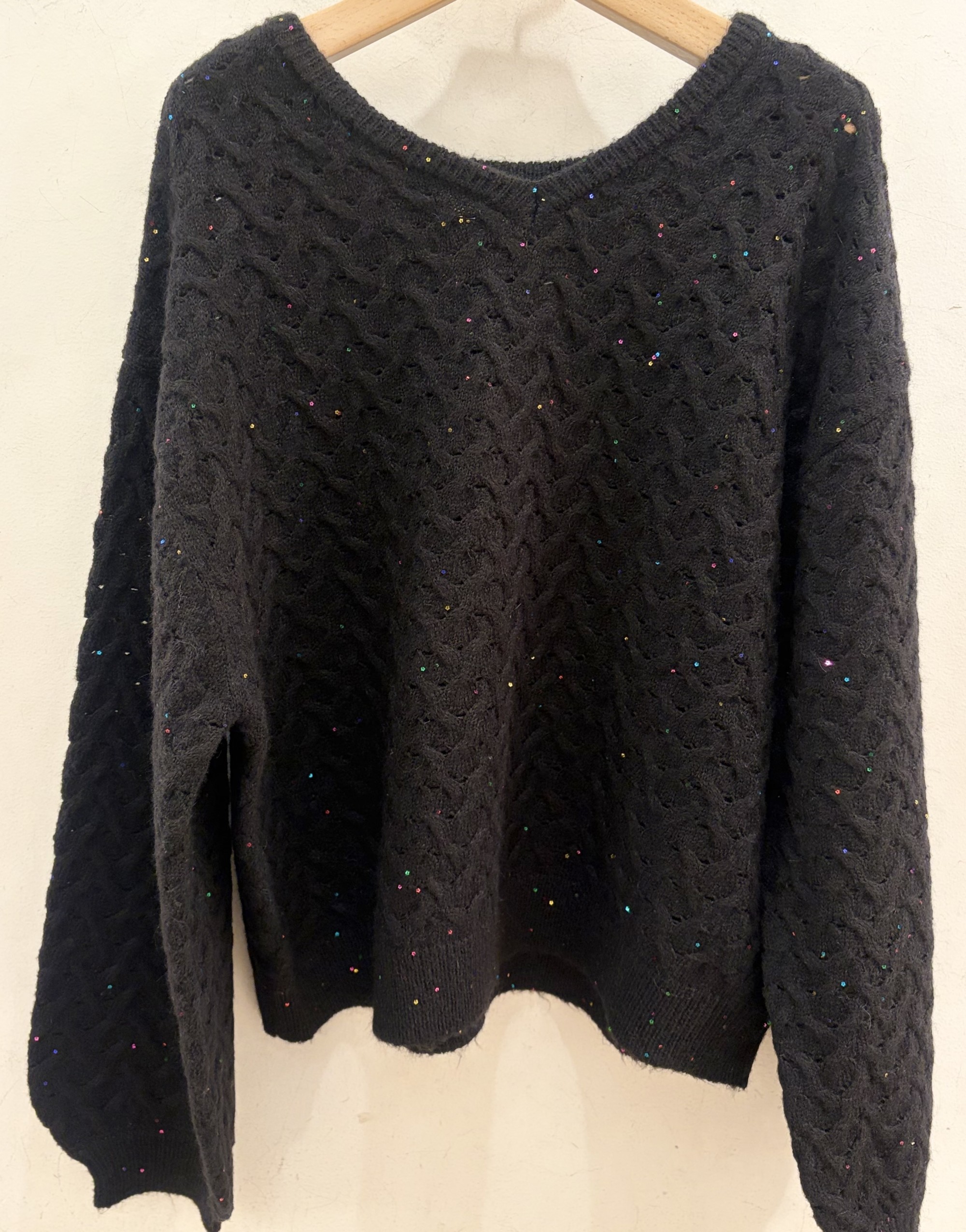 【さりげない輝きがポイント】ニットプルオーバー