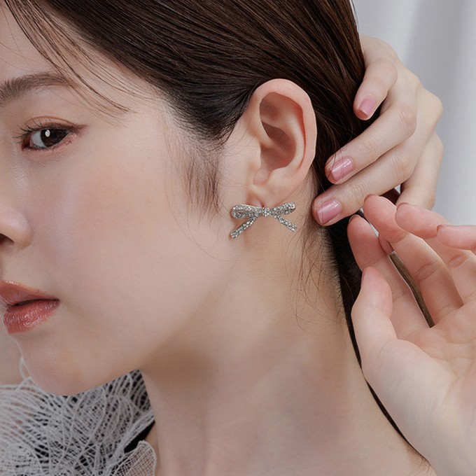 【RANDA（ランダ）】程よい甘さと主役感を取り入れられる “Ribbon Collection”〈7月3日（金）発売予定〉     レディースブランド「RANDA（ランダ）」は、7月3日（金）より“Ribbon Collection”を発売いたします。