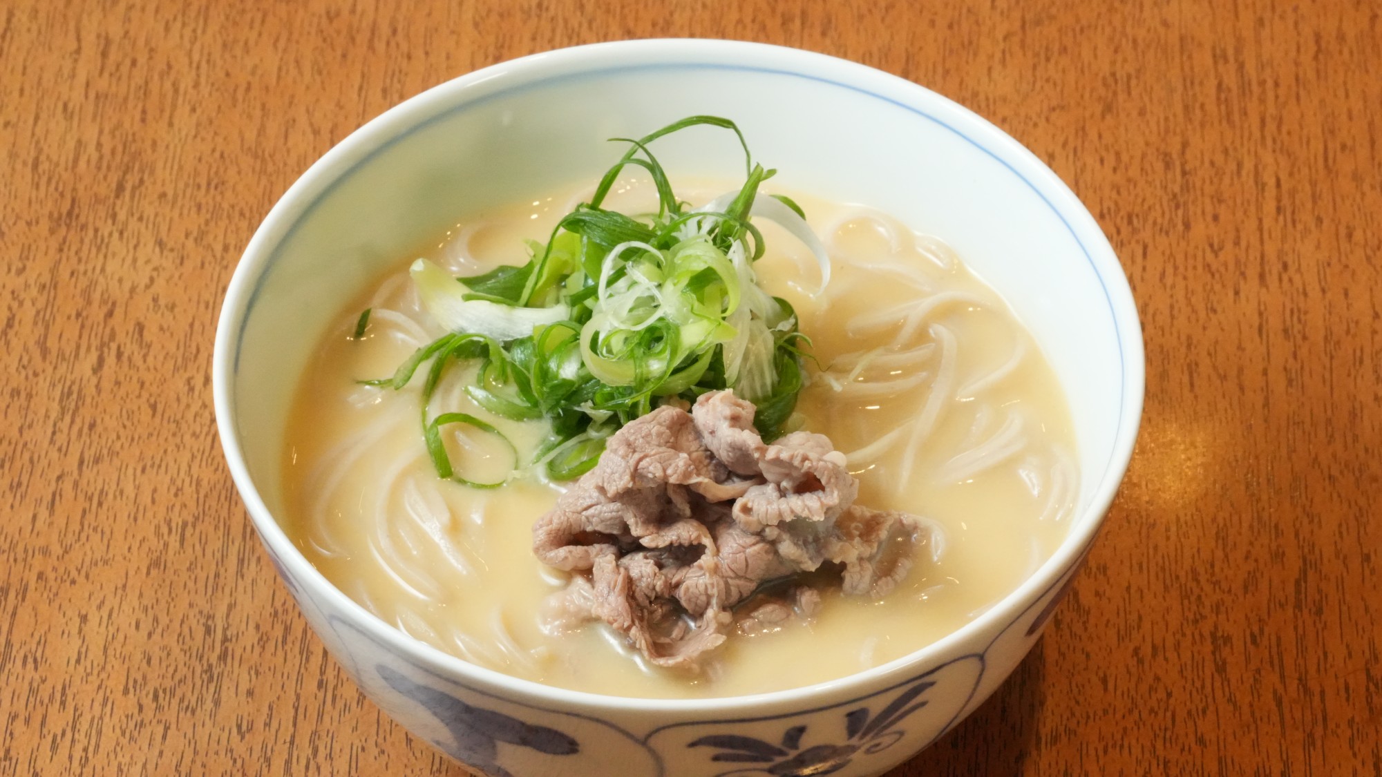 白味噌牛肉そば