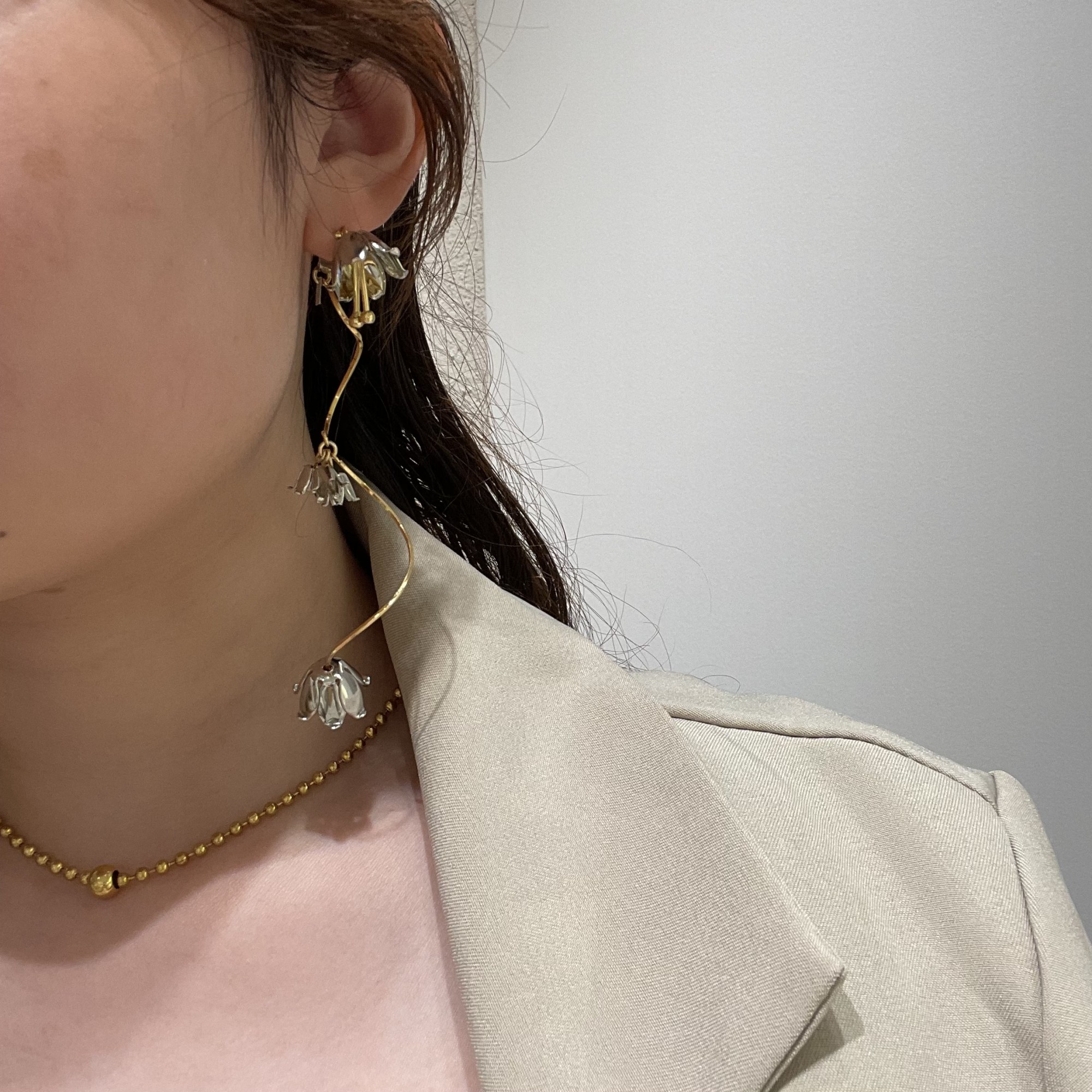 【ミックスカラーのフラワーデザインピアス🌼】