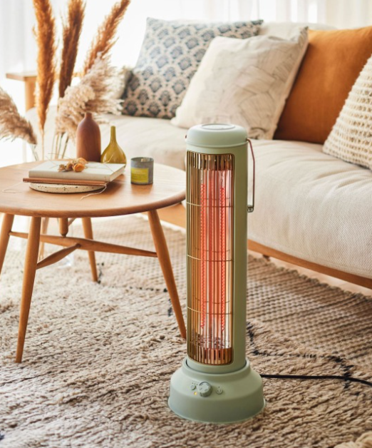 すぐ暖まる 静音設計の首振りカーボンヒーター