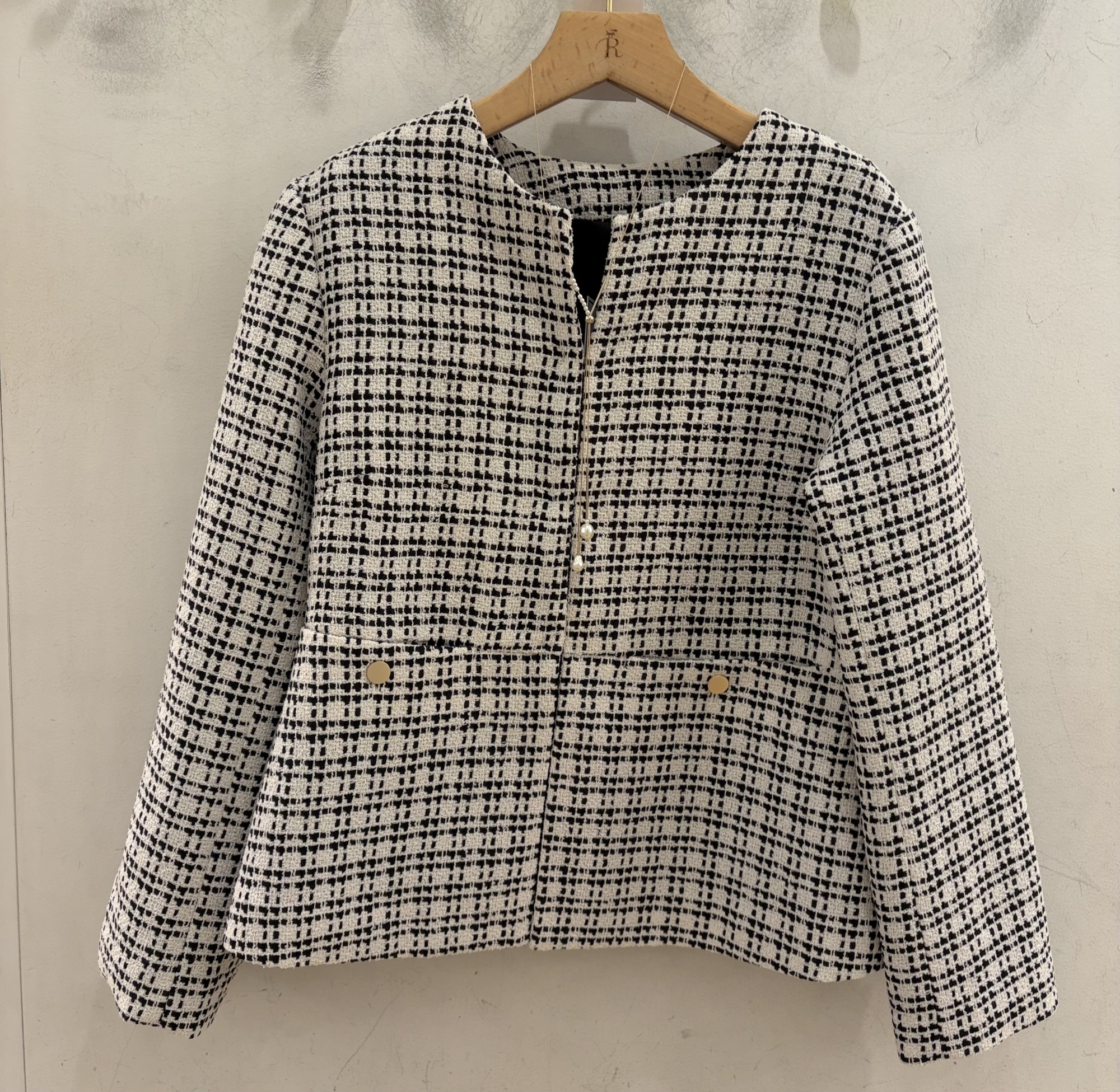 【特別な日や日常使いに◎】ツイードジャケット