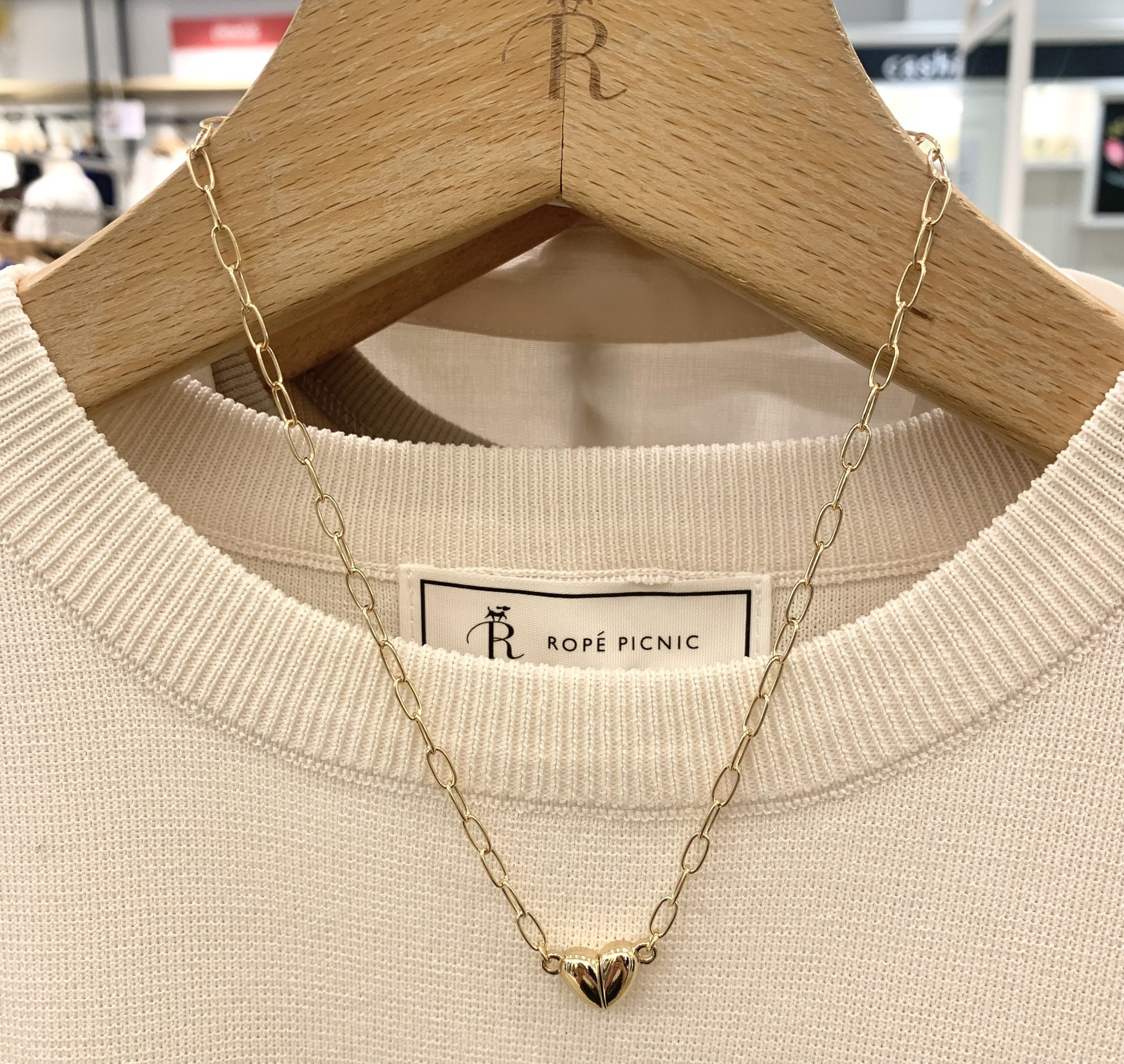 【ハート♡の留め具がポイント】ネックレス