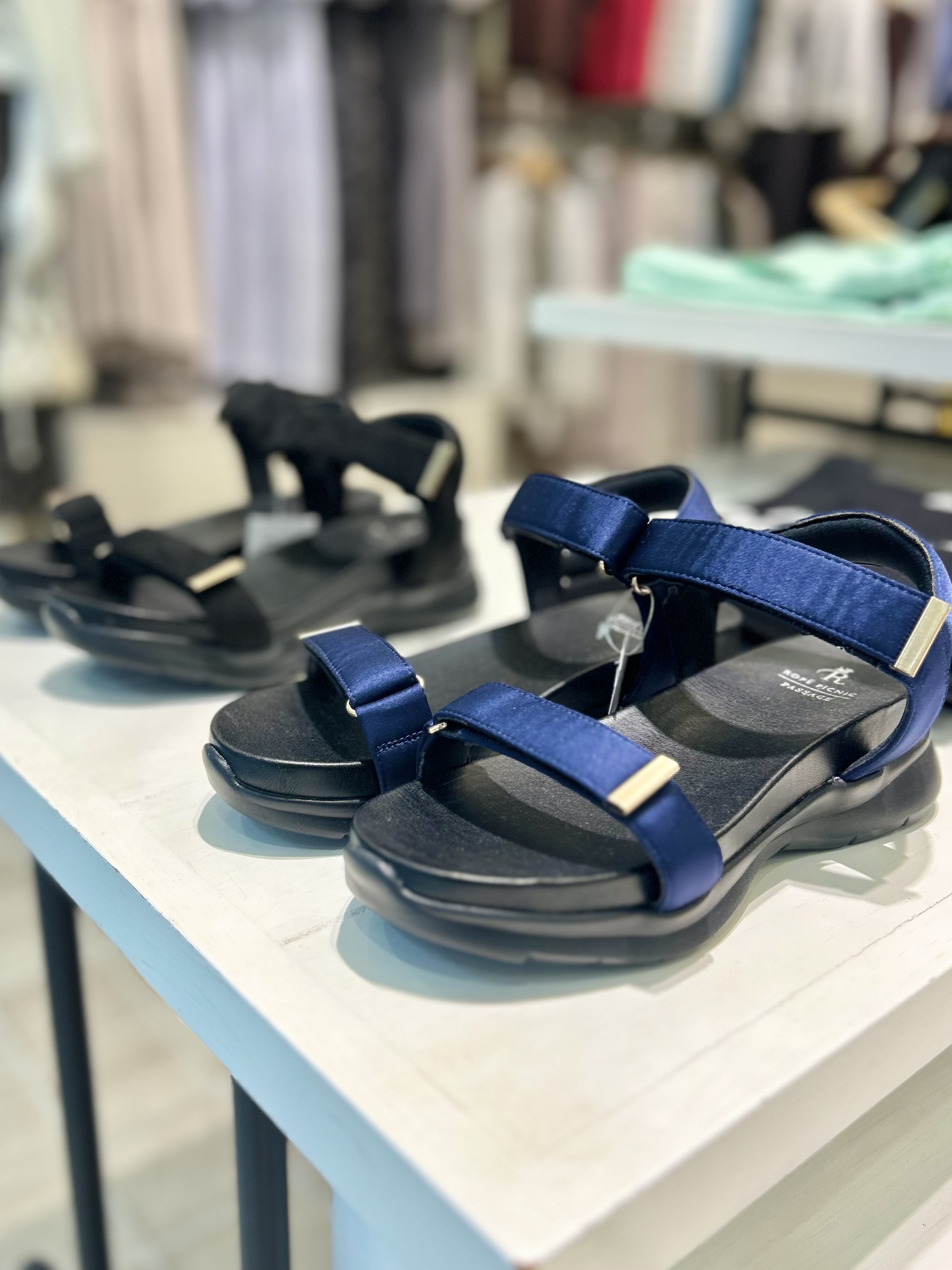 【歩きやすい‼️】スニーカーサンダル