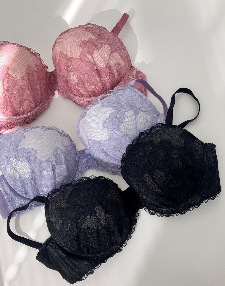 ブラジェニック盛り胸タイプ新色入荷♡