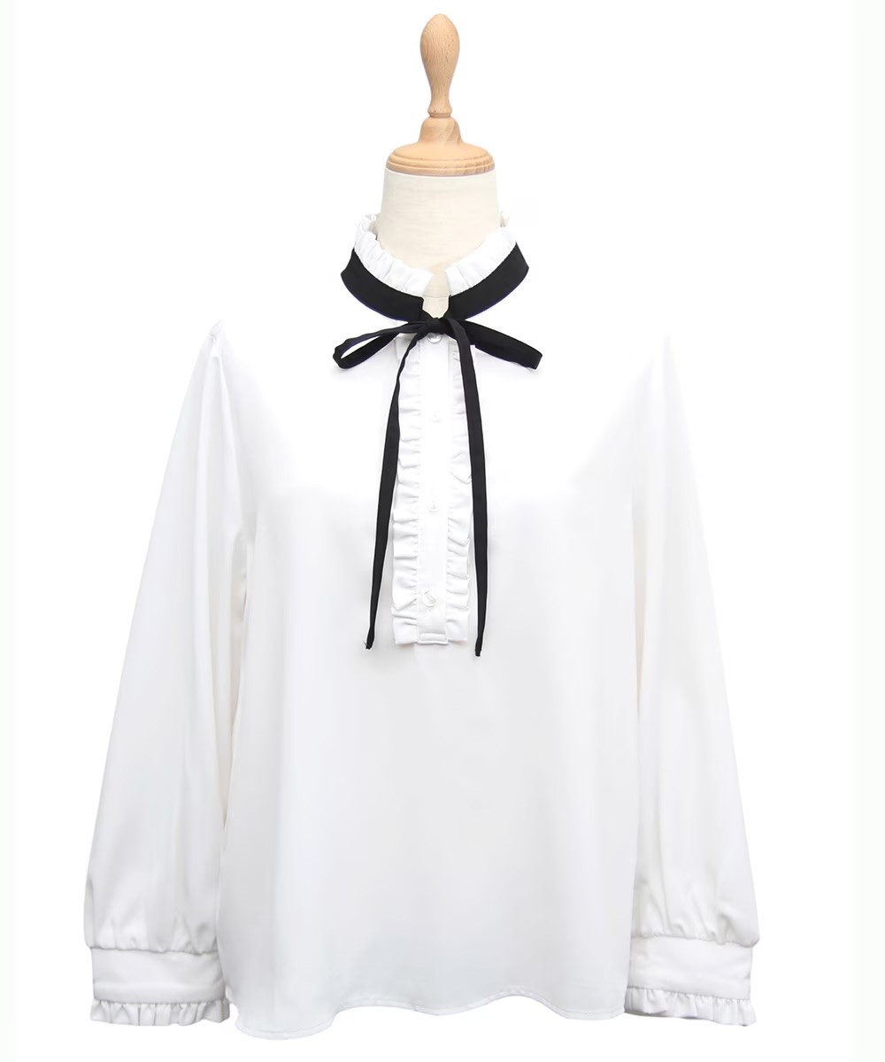 配色ナロータイが映える✨上品フェミニンブラウス