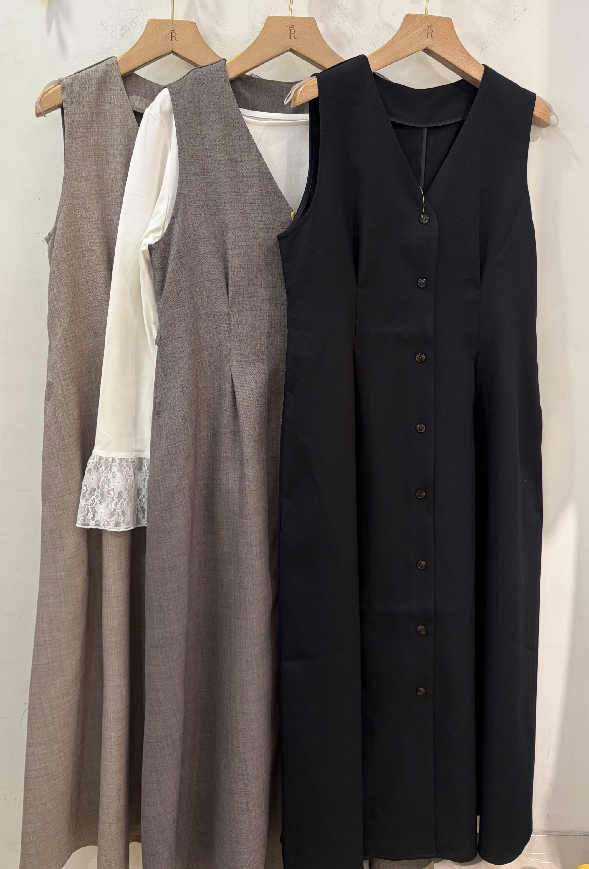 【ウエストタックで美シルエット】ジャンパースカート