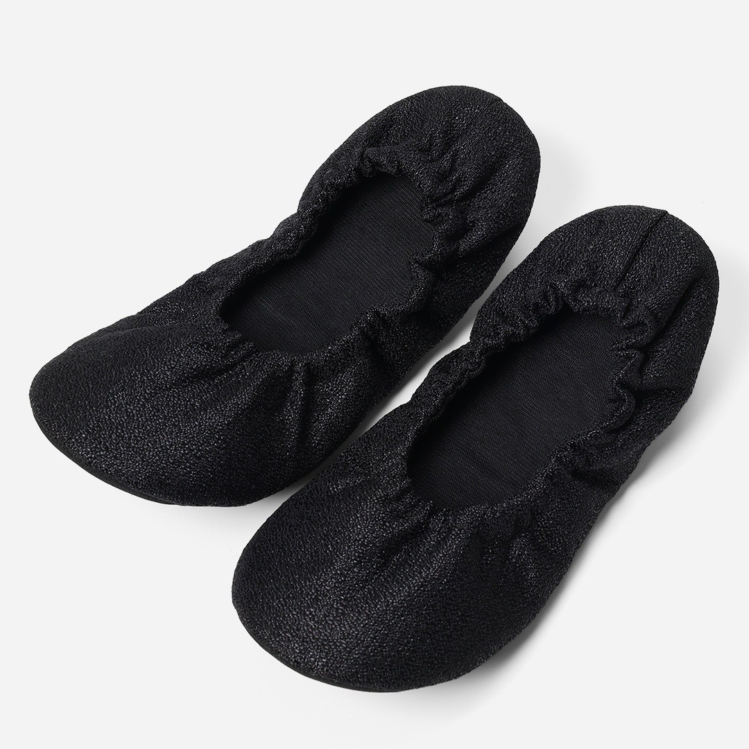 オケージョンシーンにおすすめ。履き姿の美しさにこだわった携帯スリッパ