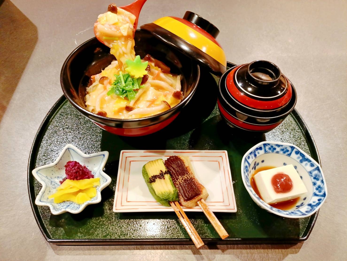 新メニュー「京湯葉丼膳 葵」のご紹介