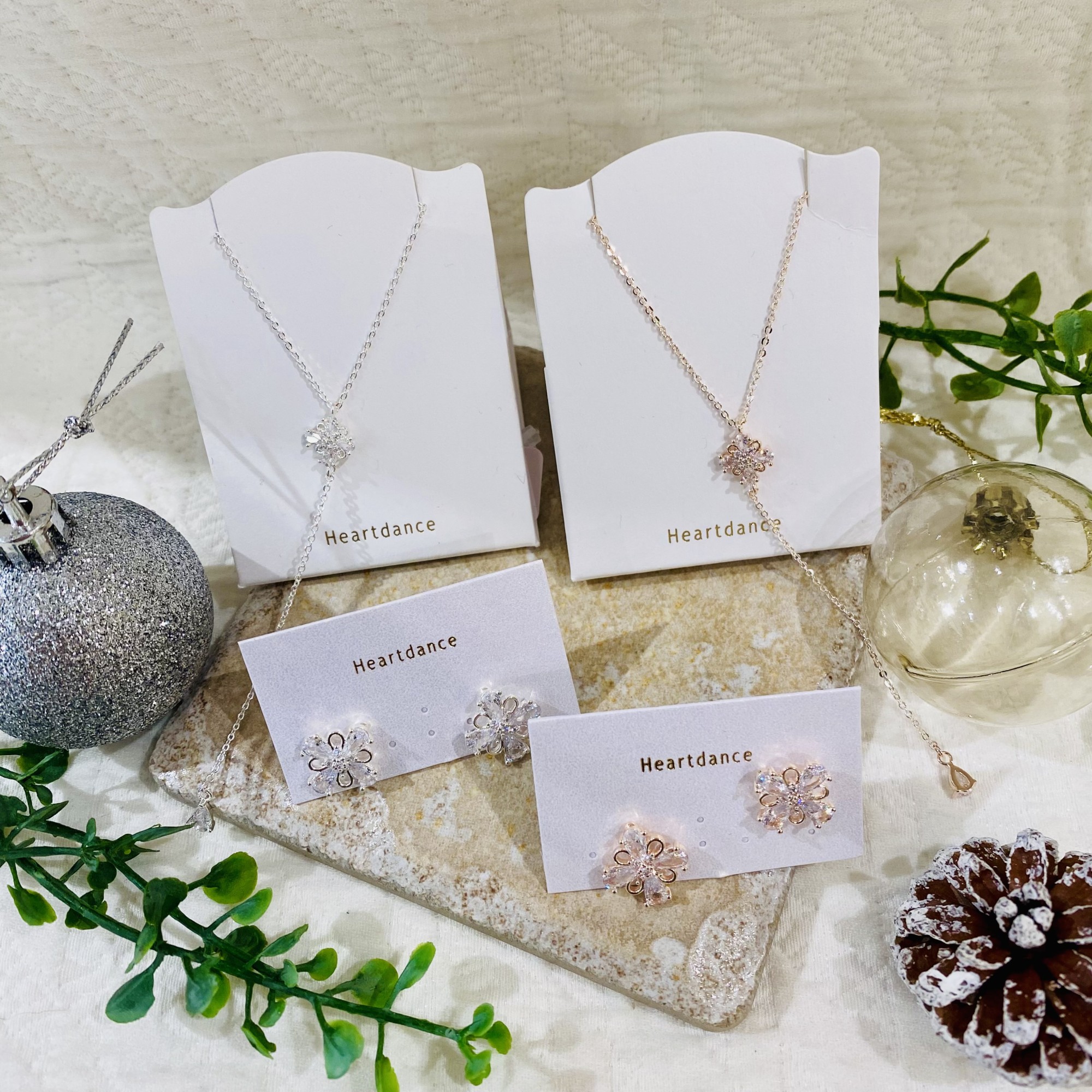 新作アイテム💐ビジューネックレス&ビジューピアス✨