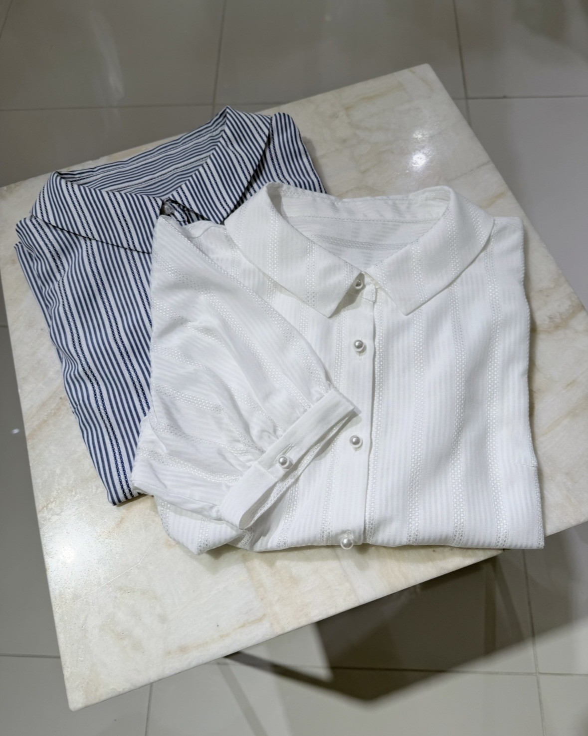 大人気のブラウスが入荷しました