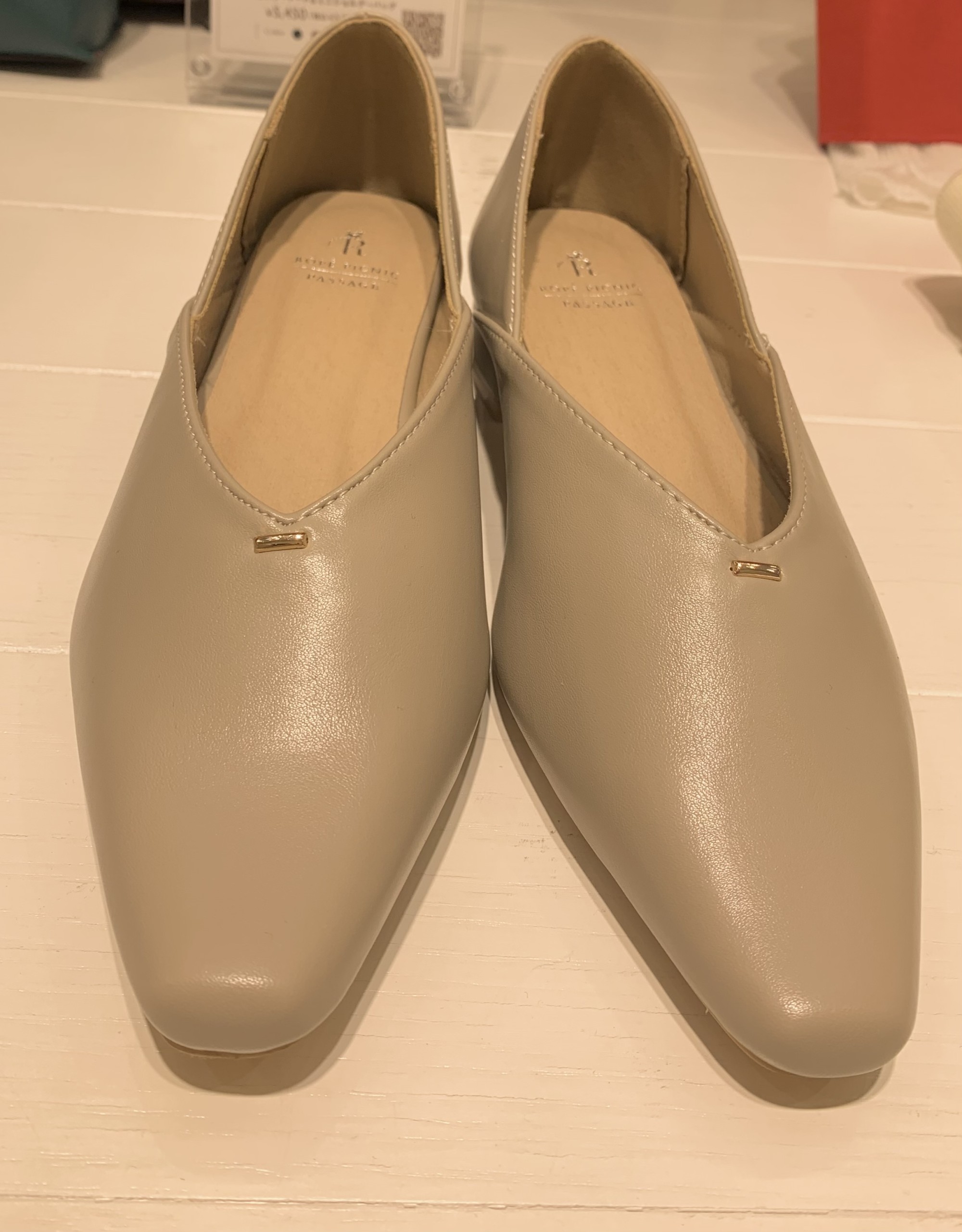 【パンプス見えする疲れにくいヒール】バブーシュ