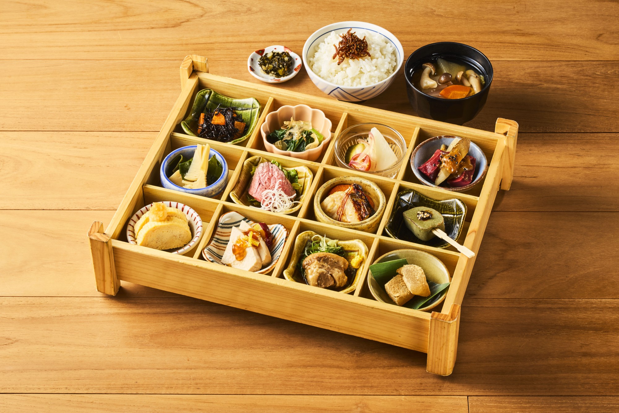 【みのる膳】　¥2,530（税込）