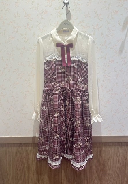 〘ローズ柄で特別な日にも〙ホリデーワンピース