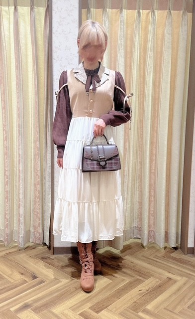 お出かけにぴったり!上品なお嬢様風コーデ
