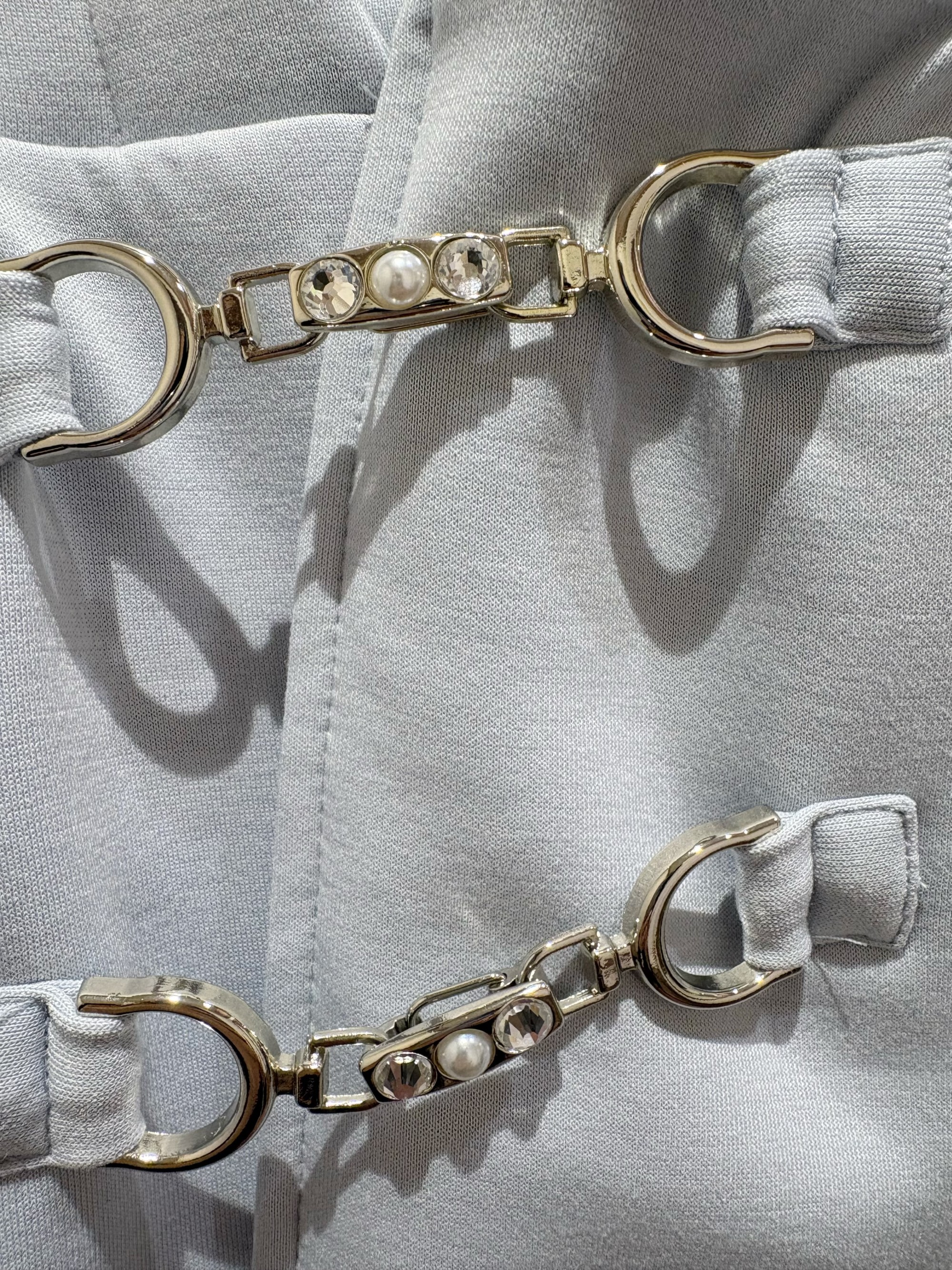 毎年大人気のポンチョが進化して登場!