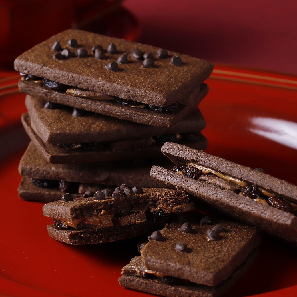 バレンタイン限定スイーツのご案内