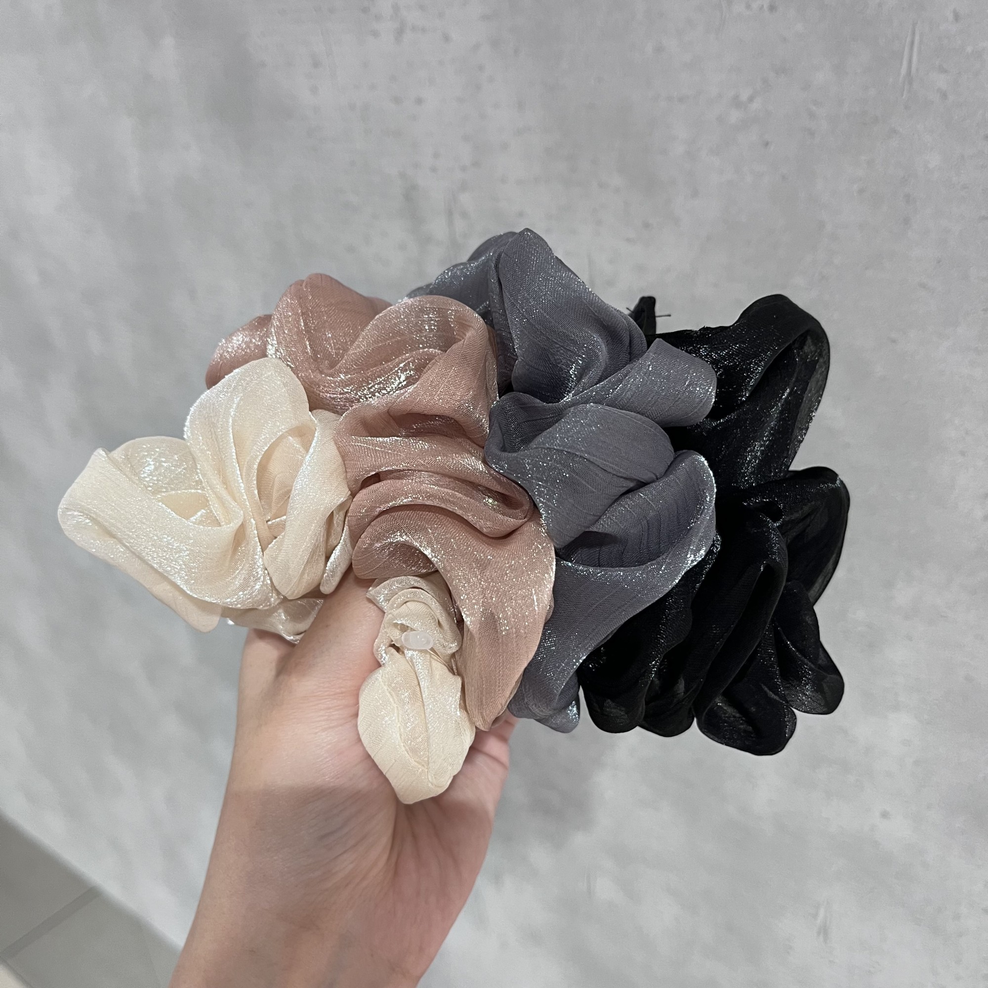 再入荷シュシュ