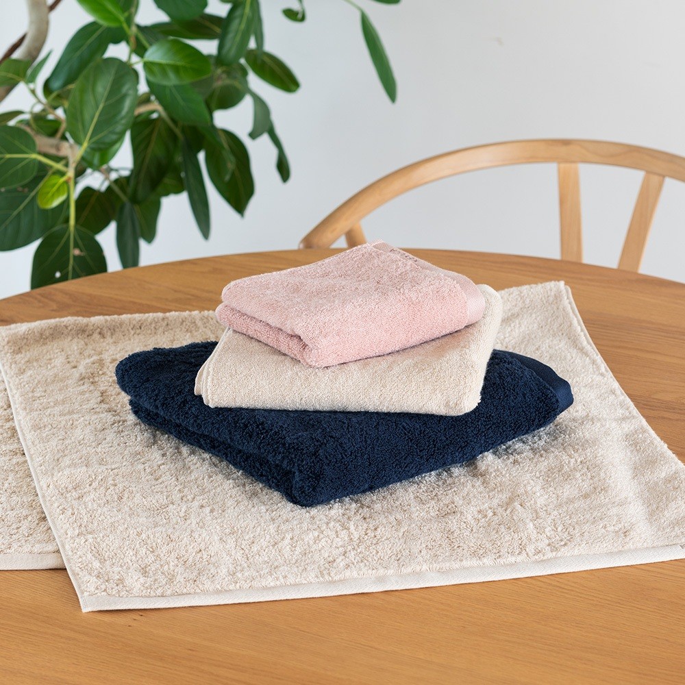 🎄期間限定！タオルやテーブルを華やかにするタンブラーがお得に✨