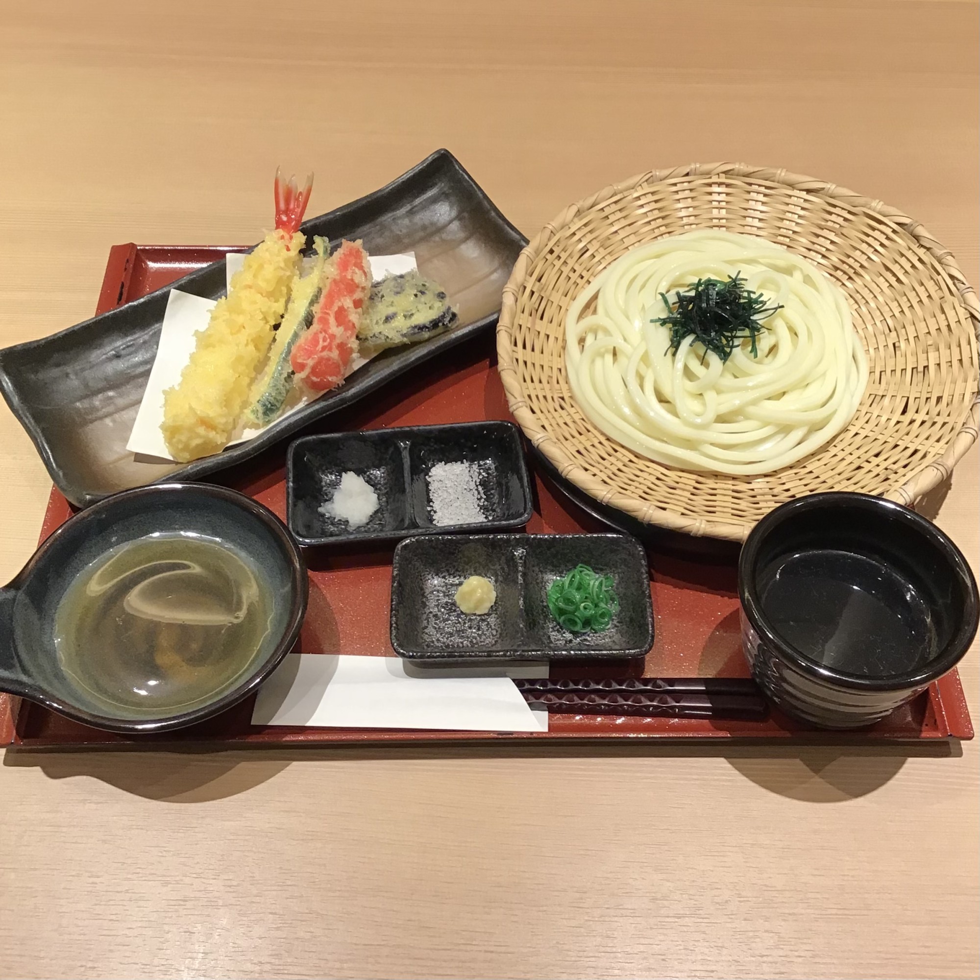 季節の天ざるうどん【夏】🌻