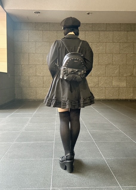 キュートなブラックワンピース